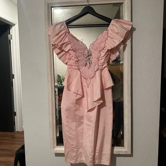 80s Vintage JC Penneys Elegant Pink Ruffled with Sequin Detail Dress - Picture 1 of 6